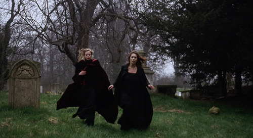 Vampyres (José Ramón Larraz, 1974)