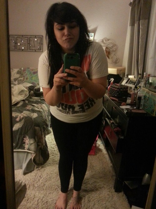 booseecat:You know Its cold out when I wear leggins to bed. Do I look like a sceen kid yet? Lmao&ldq