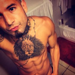sanalejox:   @JohnanthonyXXX AKA Bryan Tabares is Colombian man with so many talents @MALEStr8 http://www.porn.com/pornstars/john-anthony-38959