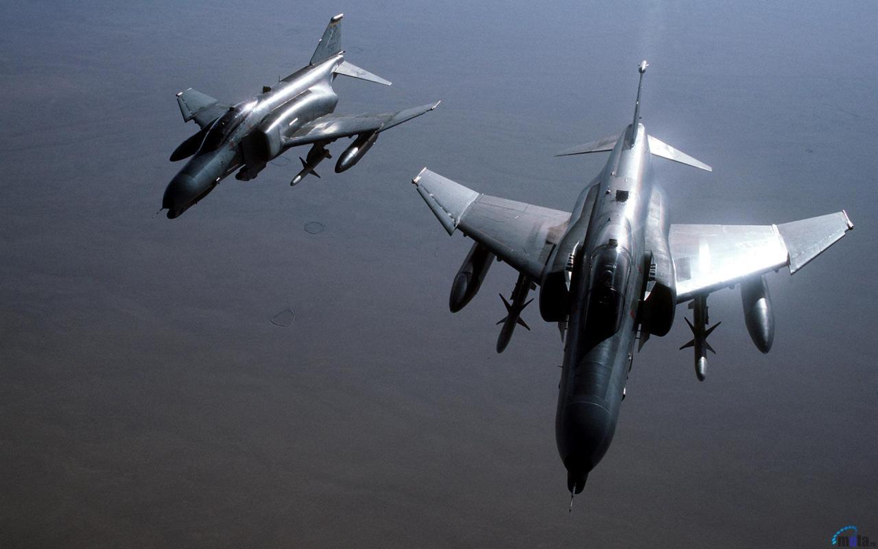 wombatmac:  The legendary McDonnell Douglas F-4 Phantom II - a variety of images