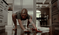 ohmygodhelena:Invite pregnant idiot into your home, and ply her with lemonade. Steal pregnant idiot’