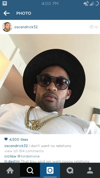 k-i-l-l-a-p-a-m:  5tacks:  factsmyguy:  sonoanthony:  schmoodee:  tanklawrence:  Scandrick is too savage 😂😂😂  Upper echelon hall of fame  Lmao wild  #futurehive  you don’t accidentally buy a 400k engagement ring tho…  Why do I smell spin