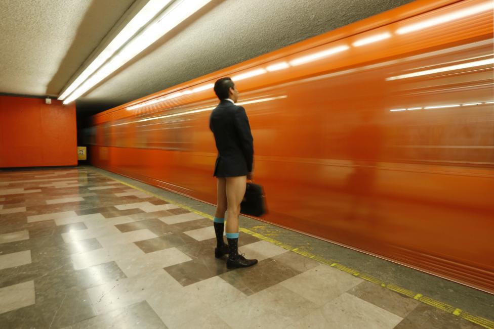 No pants subway ride day