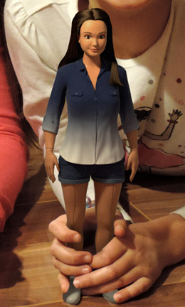 moc-tod-ffuts-modnar:  Meet Lammily! I haven’t seen this around tumblr just yet, so I wanted to put my own word out about it.This is a fashion doll created by an illustrator that has been modeled to the standard proportions of the average 19 year old