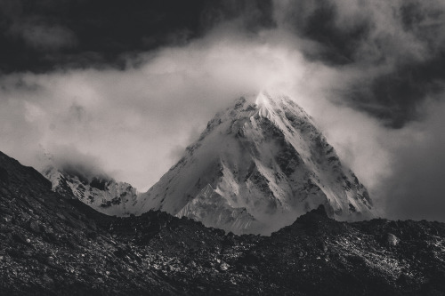 freddie-photography - Magic in Monochrome, Nepalese...