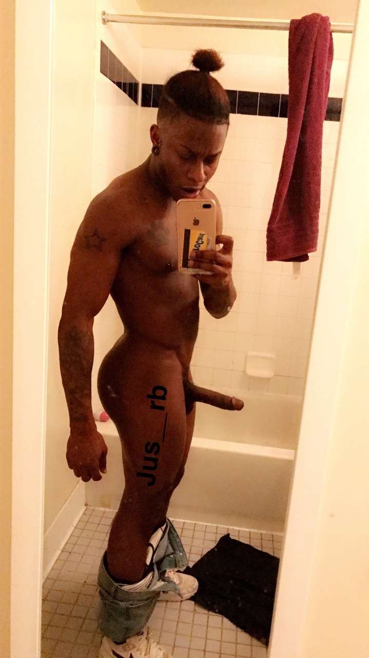santanasfantasy:  Single Lil chocolate nigga with a taste for vanilla
