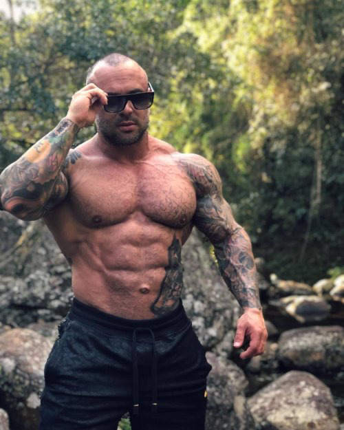Tmusclemen: