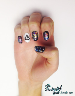 theillustratednail:    INTERGALACTIC NAILS