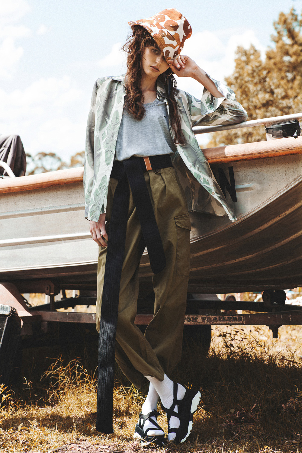 classicmodels:Lara Carter By Mitchell Mclennan For Oyster!