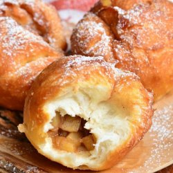 dessertgallery:  Easy Apple Pie Doughnuts-Get