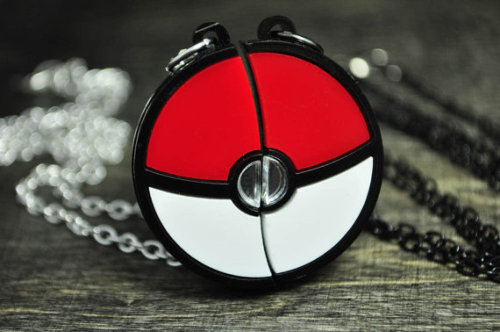 geek-studio:   Pokeball/Masterball Customizable friendship necklaces 