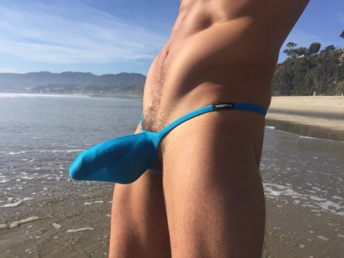 Sex huge-cocks-in-thongs:  Omg, unbelievably pictures