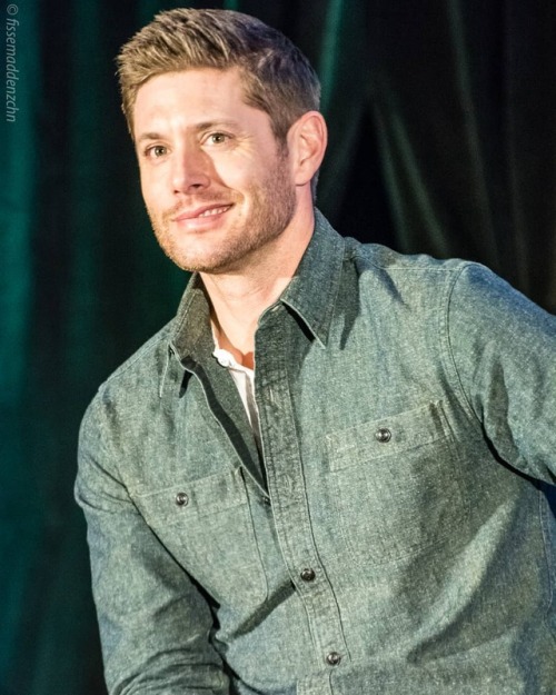 I want a face-off with @kimrhodes4reals &amp; @jensenackles and their top facial expressions, be
