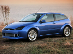 german-cars-after-1945:  1999 Ford Focus