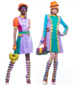 Porn photo aworldofpattern:Moschino Women’s Pre-Fall