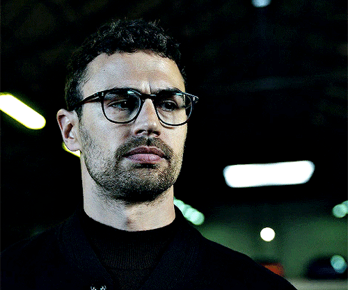 Theo James In The Gentlemen (2024) Dir. Guy Ritchie