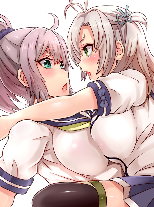 buhiiiiii:  【二次・ZIP】おっぱいサンドイッチの具になりたい乳合わせしてる虹美少女の画像