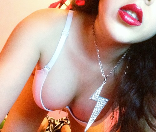 hot-on-heels:  Hot On Heelshttp://hot-on-heels.tumblr.com