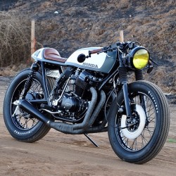 caferacerxxx:  #cb750 custom build by @jarreddearmas