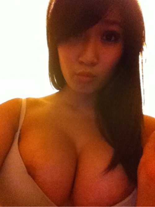 horny-asiandaelyn:Japanese nude and sexiest asian