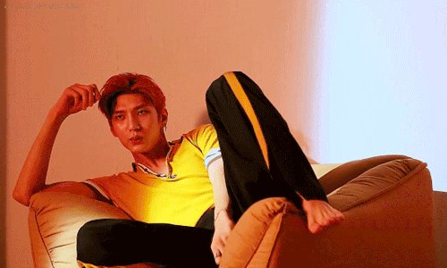 chained-up-taekwoon:59 / ∞gifs of Leo