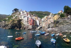 photorator:  Riomaggiore Italy