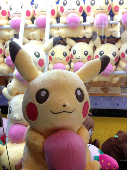 zombiemiki: The latest installment of the Pokemonlife@enjoy eating promo are out in claw machines an