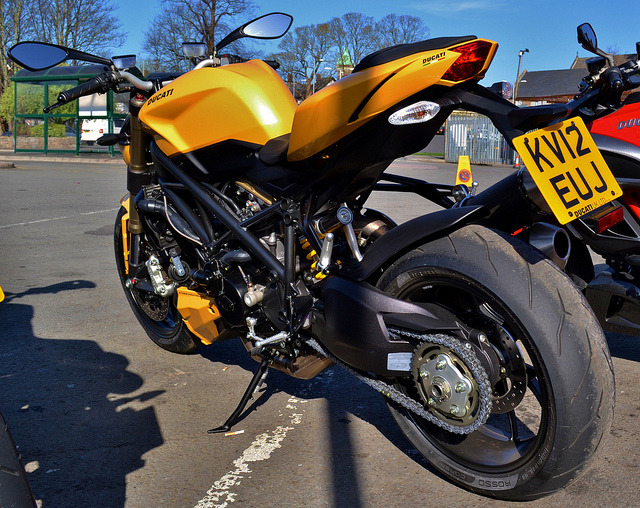 akuseronok:  Ducati F848 by Charles Dawson on Flickr.