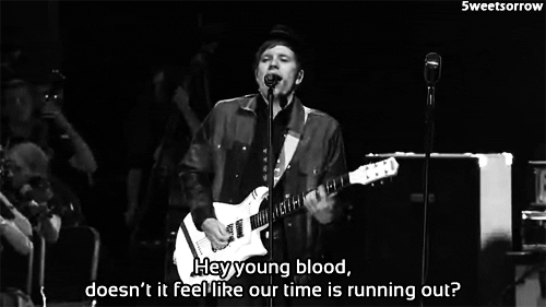 5weetsorrow:  Fall Out Boy // The Phoenix 