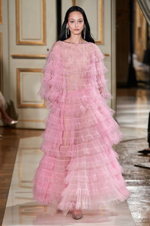 Armani Privé by Giorgio Armani, Fall 2021 Couture Credits:Giulia Massullo - Casting DirectorPiergior