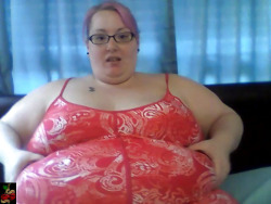 ssbbwfeedeebelly: Wanna fuck a hot fat bbw