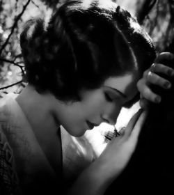 inspirationgallery:  Norma Shearer 