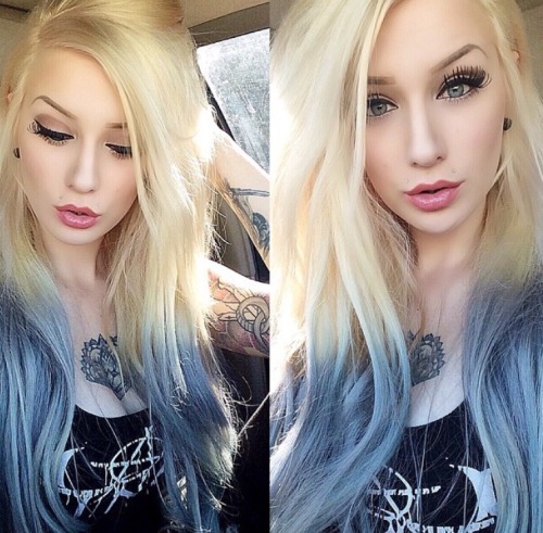 itsall1nk:  More Hot Tattoo Girls athttp://hot-tattoo-girls.blogspot.com