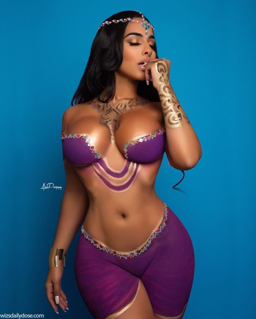 boaboz2010:  Goddess Legs🤔⌛️🍯😳😲😜😍🔥🔥🔥🔥  SHE&rsquo;S
