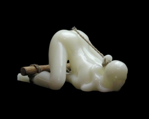 stacey-lauren:Stunning Shibari Figurines made by Constant Heaven