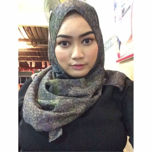 tikam2tembakabis: koleksimelayu:MILF body terbaik curvy big boobs, dah married tapi siapa dapat ayat