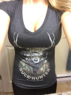 buckbuster:  Nice rack hey?