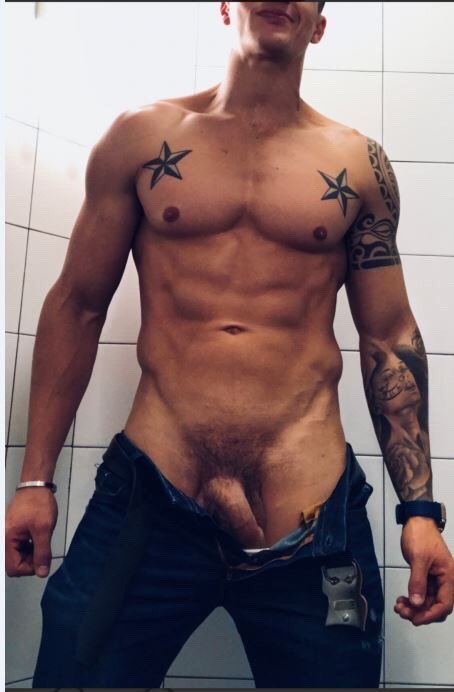 XXX Sharehotdudes🍆 photo