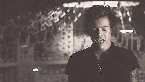 death-by-styles:   This is the part where I literally died  