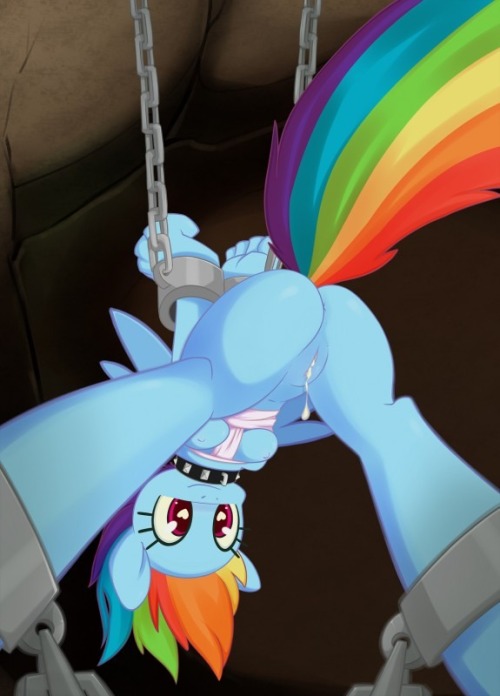 yiffnclopnhentaiohmy:  Pet Dashie, by Smitty G! I love this a lot more than I should. 