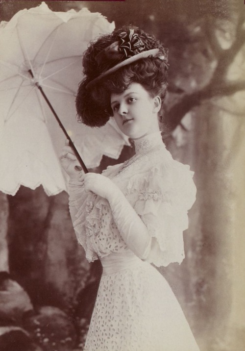 antique-royals: 1900s