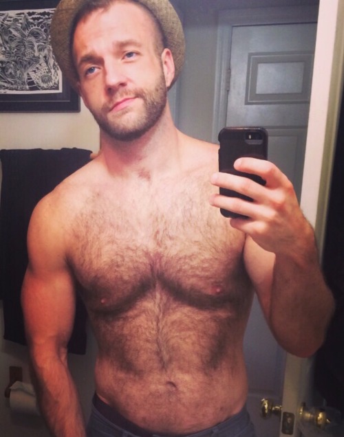 furrytrade:  Follow both of my blogs @ http://furrytrade.tumblr.com/ & http://dirtyrabbithole.tumblr.com
