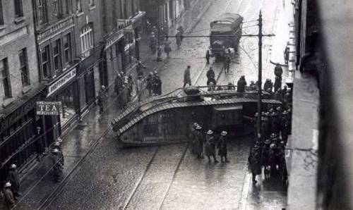 bmashine:Street fighting | Dublin Can someone remind me how the British reacted when the Chinese arm