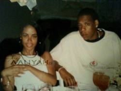 doughbvy:  Rare photo of Aaliyah &amp; Jay-Z in da Hamptons