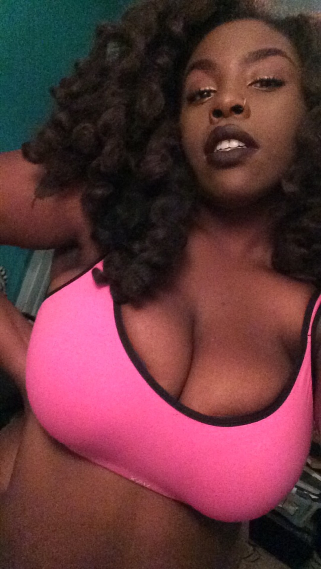 fairyysquaadmother:  I only own one sports bra. Also my room is a mess.