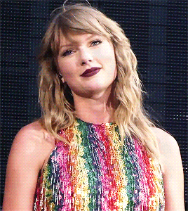 taylorifesea:“It’s all….very, very, very delicate, do you know what I mean?”