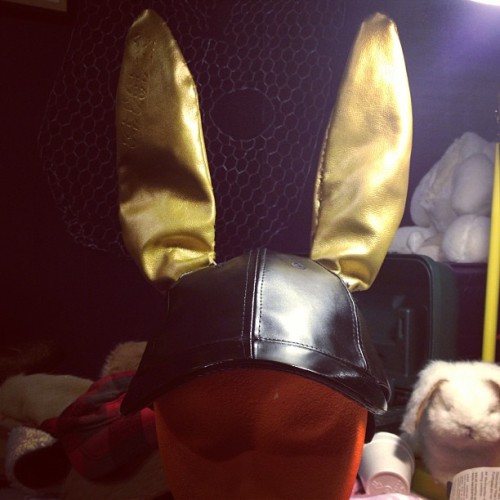 I gotta start wearing this out! From my “Fashion is Very, Black & Gold” Video 2012 #alexanderguerra #fashionmags #fashion #mensfashion #hat #bunnears #bunnyhat #bunny #rabbit #handmade #gold #goldleather (at the Rabbit Hole)