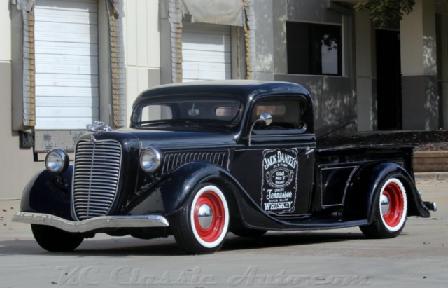 kiwi-rebel-57-06:Kiwi Rebel.  Jack Daniels Ford pickup truck street rod.  Sweet ride.