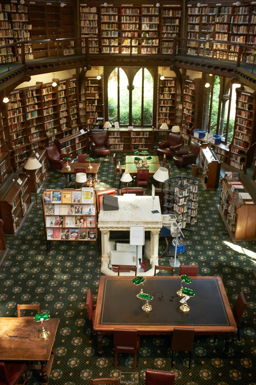 robertmealing:  The Oxford Union Library 