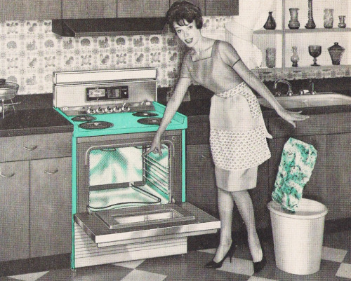 rogerwilkerson:No more oven cleaning!  Kelvinator - 1963